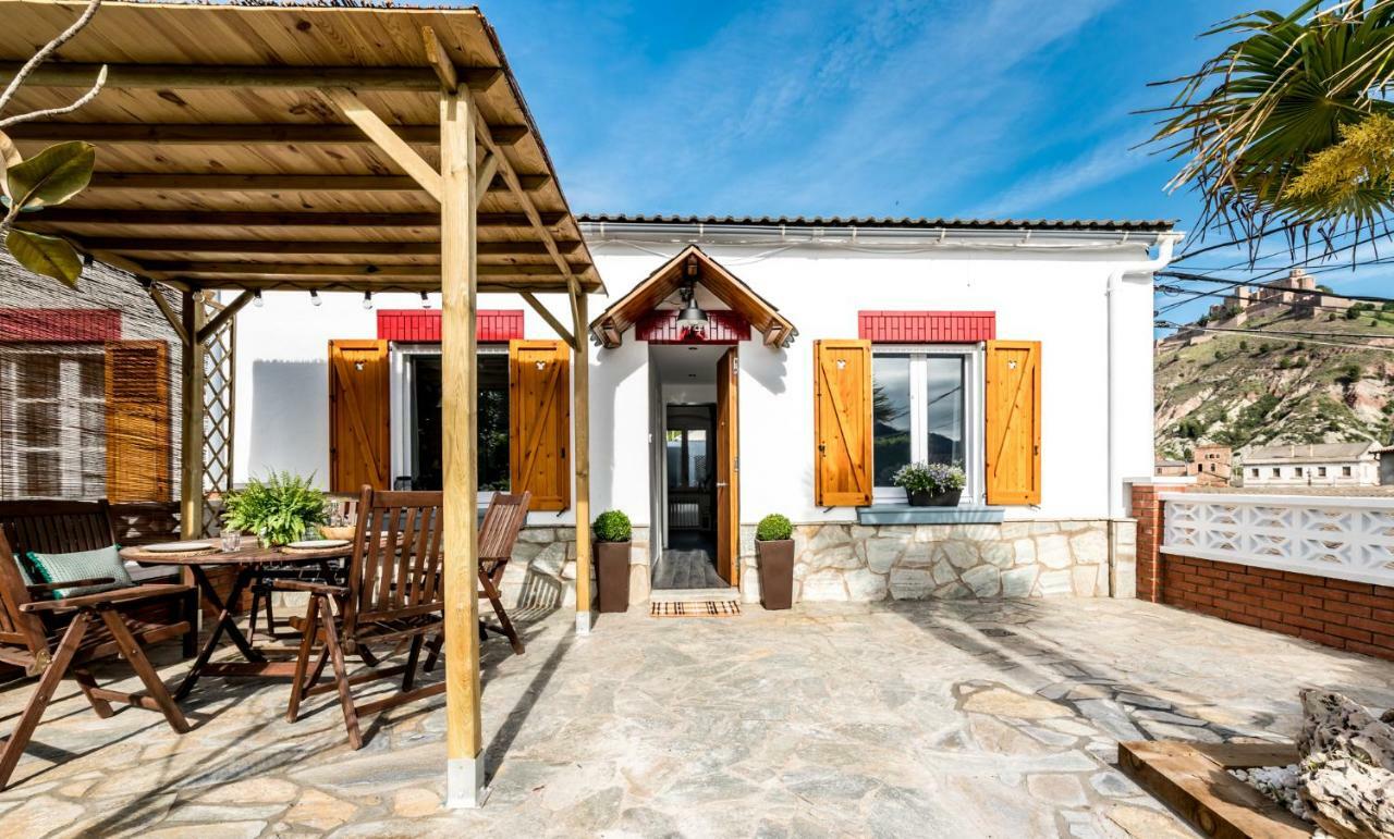 Villa Ca La Magdalena Cardona Esterno foto